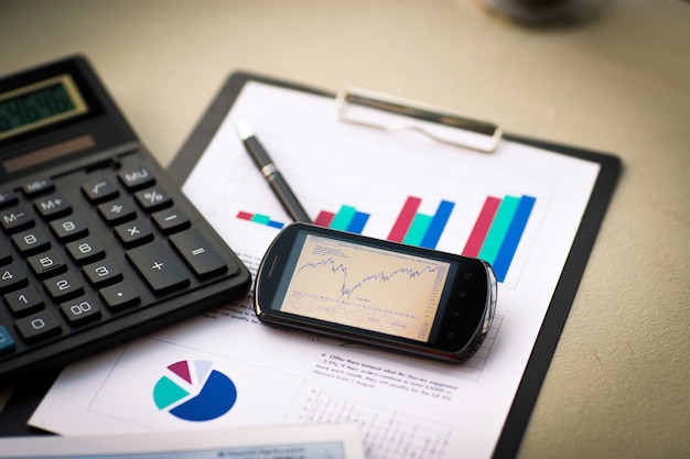 Czym jest SSAE 18 i dlaczego jest kluczowy dla platform SaaS obsługujących dane finansowe_